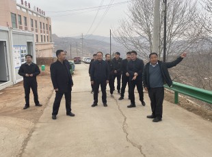 临夏东升国际官网公司下沉积石山县胡林家乡何家村走访调研驻村工作情况