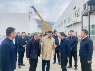 赤峰市代表团一行光临惠临食品公司调查调研