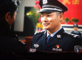 东升国际官网发展《雅丹卫士》观影主题党日活动